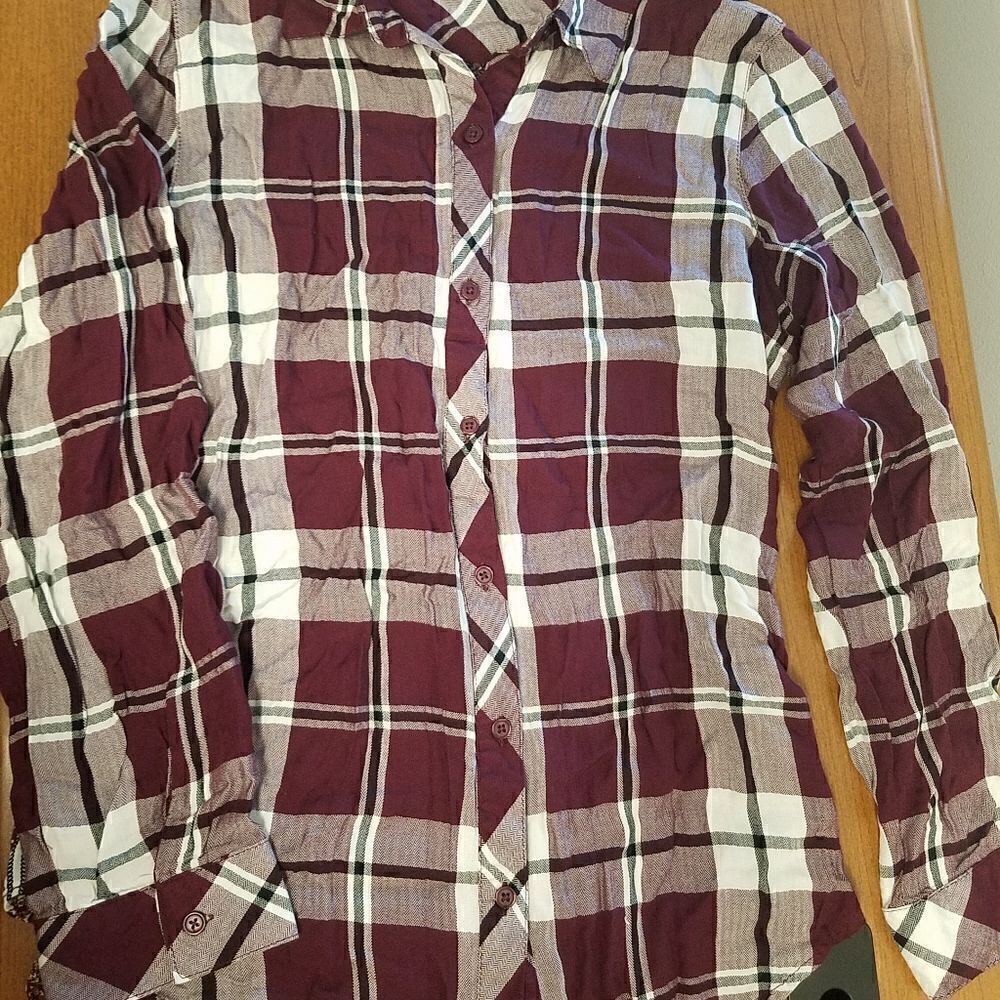 A & J Large burgundy plaid and floral button up collared shirt.